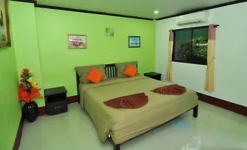 Hussin House Hotel Phi Phi Don